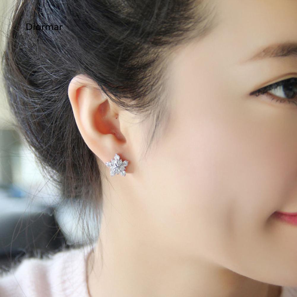 Đôi khuyên tai hình hoa tuyết đính đá thời trang cho nữ