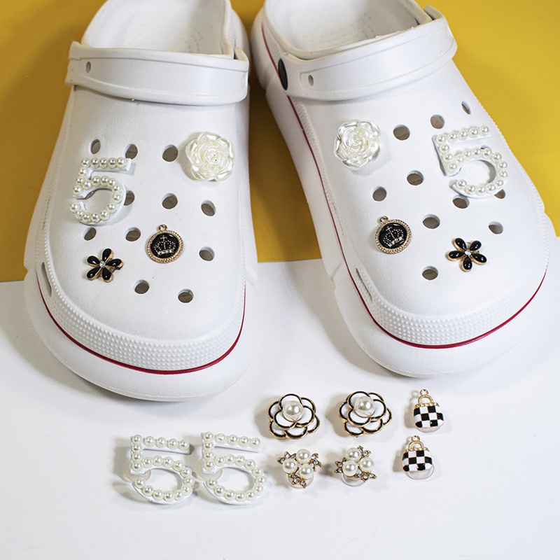 Phụ Kiện Đính Đá Trang Trí Giày Crocs Dễ Phối Đồ DIY
