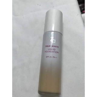 Kem nền trắng da Za True White Liquid Foundation #OC10