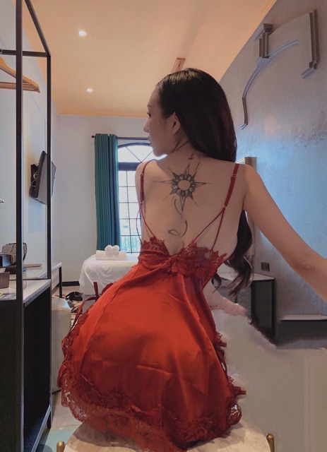 VÁY LỤA PHỐI REN