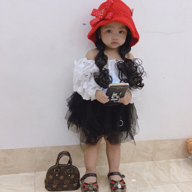 Bộ thể thao Bùi Anh