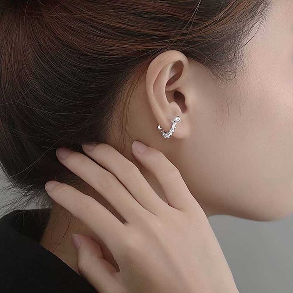 Bông tai hình tam giác bằng hợp kim nhiều màu thời trang cho nữ
