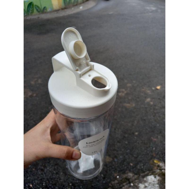 🌻  Bình đựng nước Lock&Lock Easy Grip dung tích 1.5L HAP813🌻   ☘ Dung tích: 1,5L