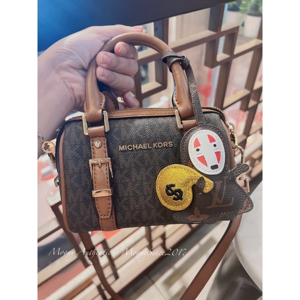 Charm móc khoá treo túi LV vô diệm và chó da xịn