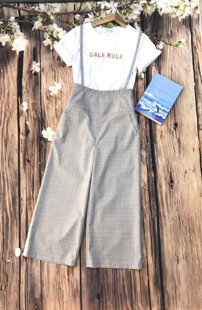 Yếm 2 dây bản nhỏ | BigBuy360 - bigbuy360.vn