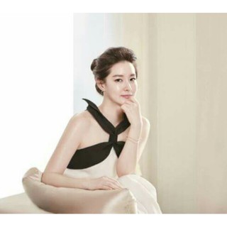 Phấn trang điểm dưỡng trắng da chống nắng Whoo Luxury Golden Cushion Glow