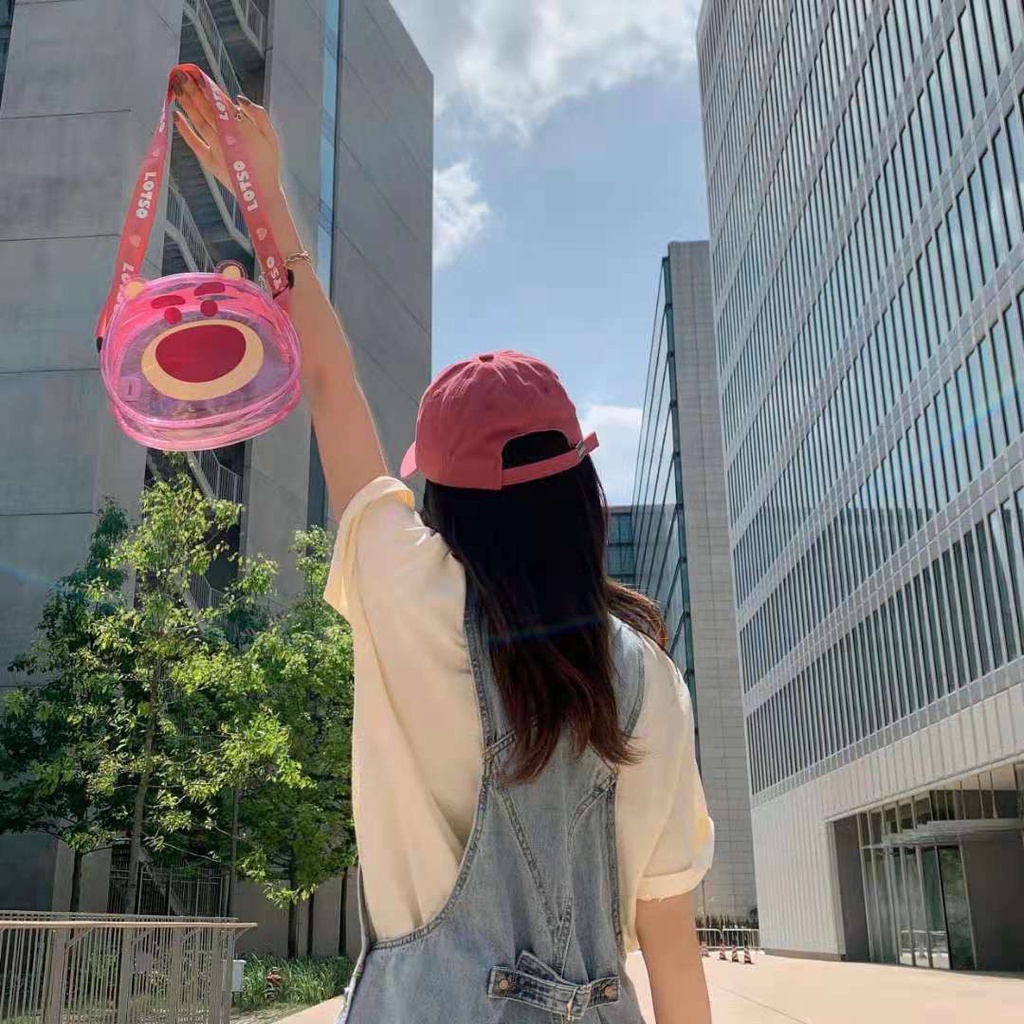 Túi đeo chéo Miniso trong suốt hình chú gấu dâu tây đáng yêu thời trang đi biển dành cho nữ