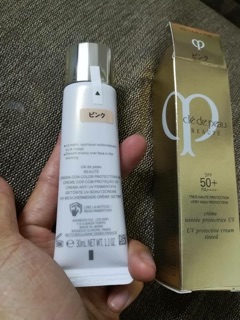 Kem chống nắng cle de peau