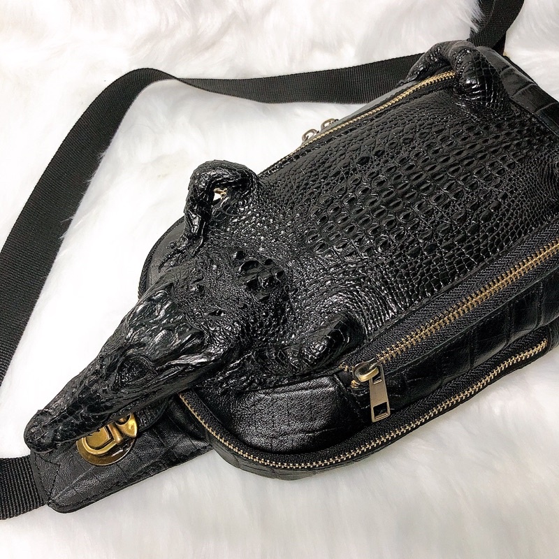 Túi đeo chéo nam, nguyên con cá sấu con, phối da bò, kích thước 26cm-17cm