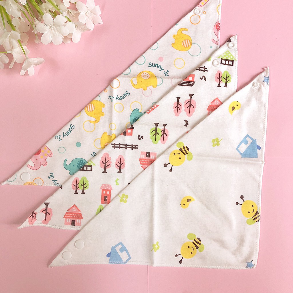 Khăn yếm tam giác cotton 2 lớp cho bé trai và bé gái giúp giữ ấm cổ, nhiều họa tiết đáng yêu