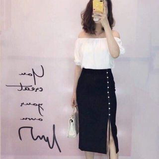 hot chân váy bút chì xẻ trước đính ngọc VNXK