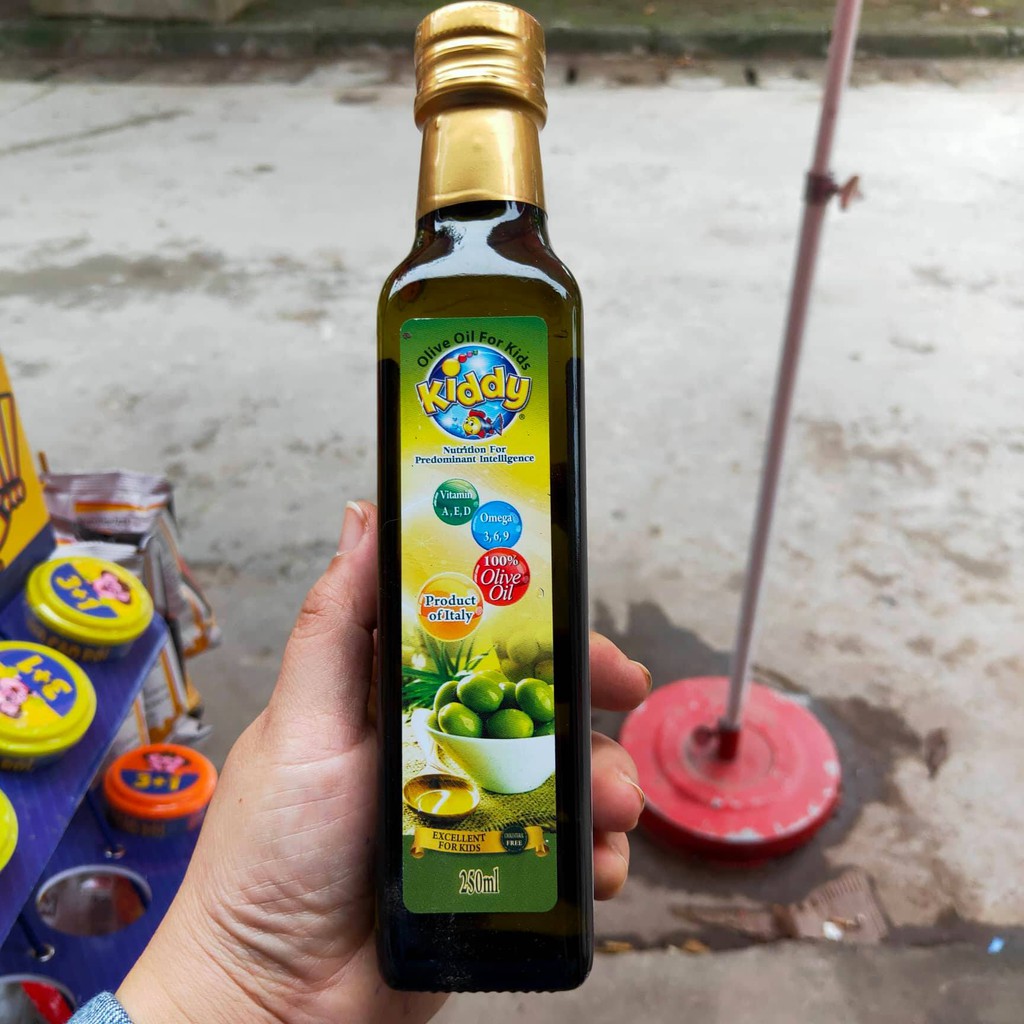 Dầu ăn olive dành cho bé Kiddy chai 250ml