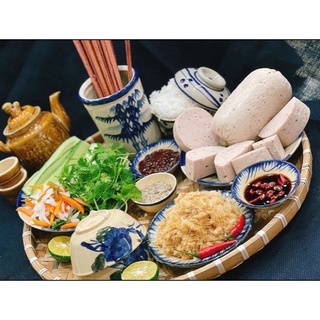 Bộ chén bát gốm sứ Nam Bộ bày cỗ