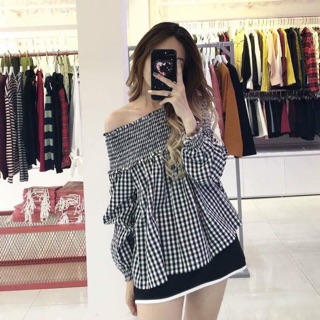 Quần váy thần thánh