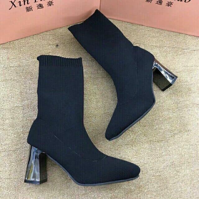 Boots len zara (Sẵn hàng)