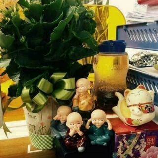 Sỉ  bộ tượng Tứ Không