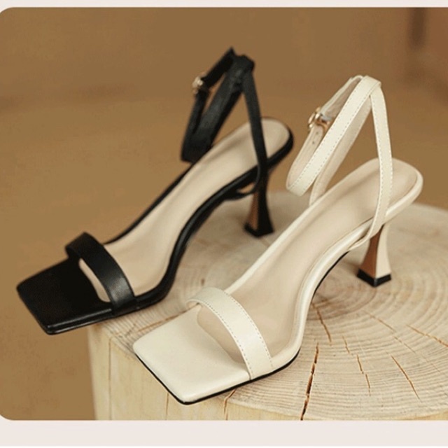 Giày Sandal Mũi Vuông Quai Ngang Tôn Chân Trẻ Trung Xinh Xắn E35