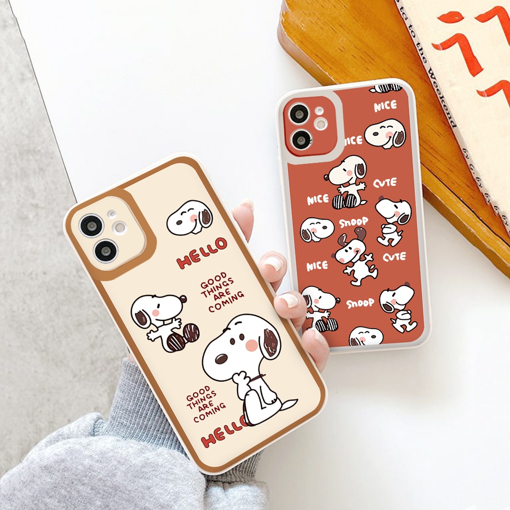 Ốp lưng iphone cạnh vuông lỗ camera snoopy hello 6/6plus/7/7plus/8/8plus/x/xr/xs/11/12/13/pro/max/plus/promax
