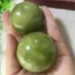 Bi tập tay,bi lăn tay từ đá thiên nhiên ..