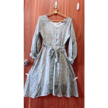 2hand pass Đầm voan hoa nhí dáng xoè