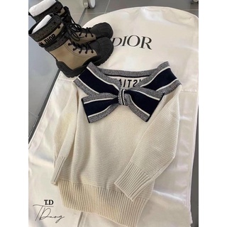 Áo trễ vai len nơ dior