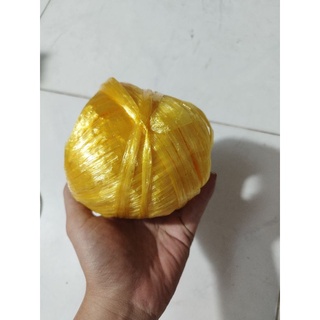 1 cuộn dây nilong màu cuộn nhỏ cột hàng