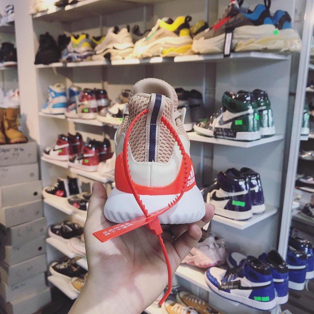 (Video cận cảnh) Giày thể thao sneaker alphabounce kem cam