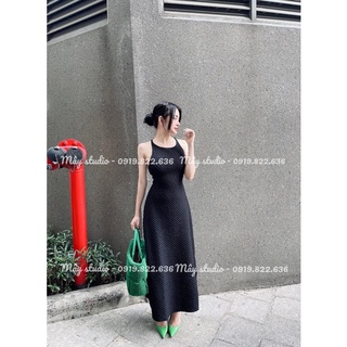 Đầm maxi hở lưng dáng dài