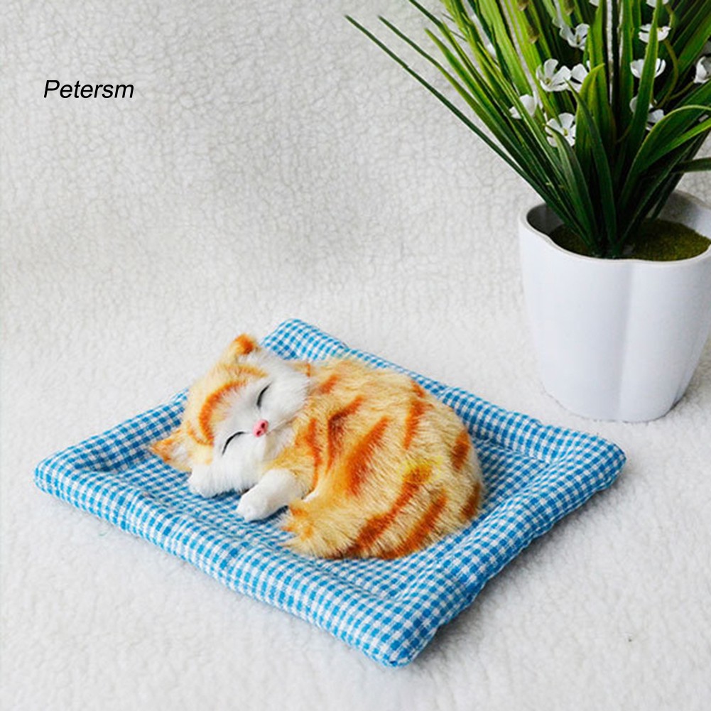 Đồ trang trí xe hơi hình chú mèo nằm ngủ trên xe đáng yêu