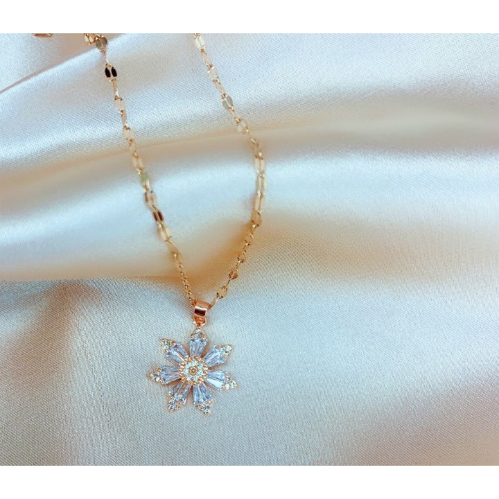 Dây chuyền nữ titan kiểu lá me rớt hoa pha lê đính đá siêu đẹp, bền màu, chuẩn thời trang