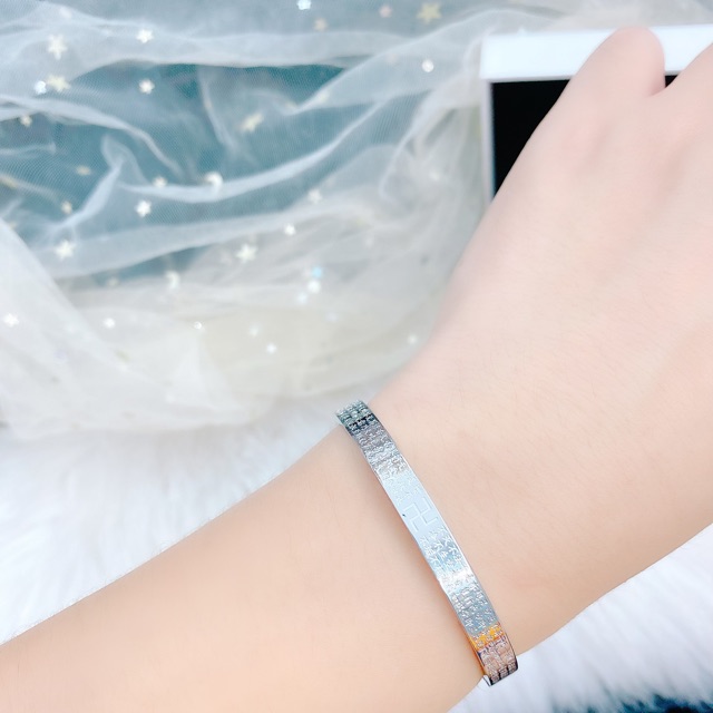 Vòng bát nhã tâm kinh trắng
