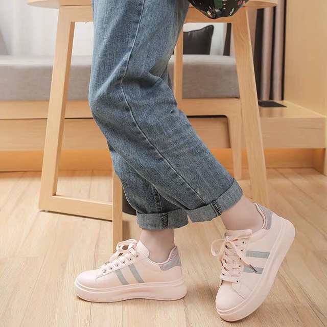 Giày Thể Thao Nữ 💖FREESHIP📛 Giày Nữ Trắng Phản Quang 2 Vạch, Giày Đế Bằng Dáng Sneaker Giá Siêu Rẻ | BigBuy360 - bigbuy360.vn
