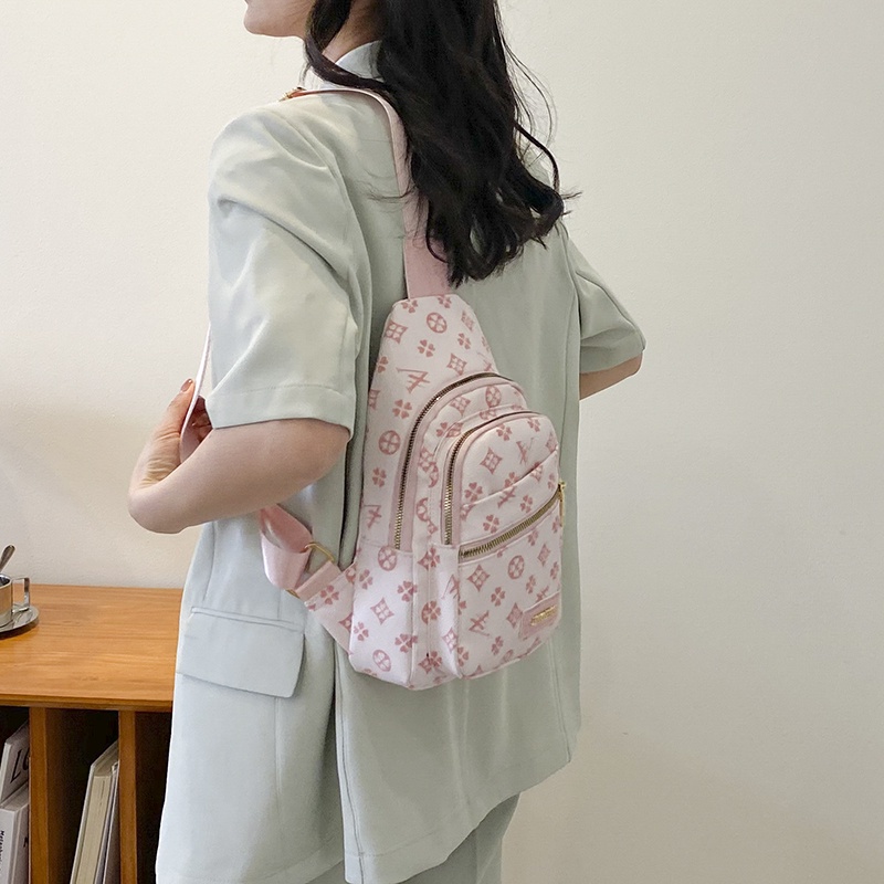 Túi Da Mềm Đeo Chéo Trước Ngực Phong Cách Thời Trang Mới Cho Nữ