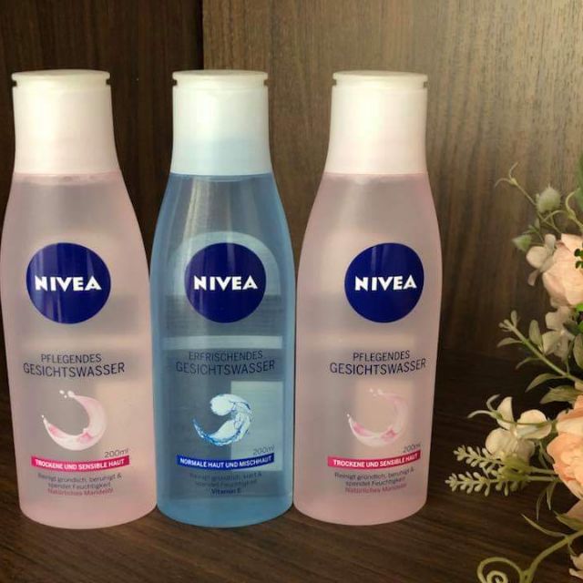 Hàng Đức Nước hoa hồng Nivea màu xanh cho da thường và dầu