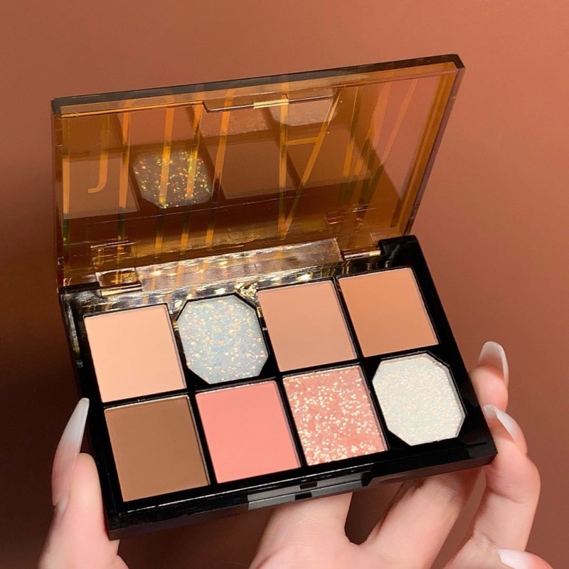 [Hàng mới về] Bảng phấn mắt GUICAMI 8 màu sắc tông lì và hạt ngọc trai thời thượng