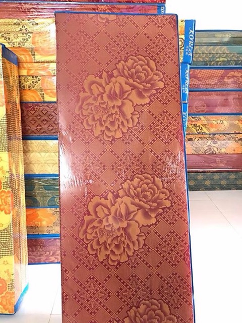 Đệm xốp sinh viên