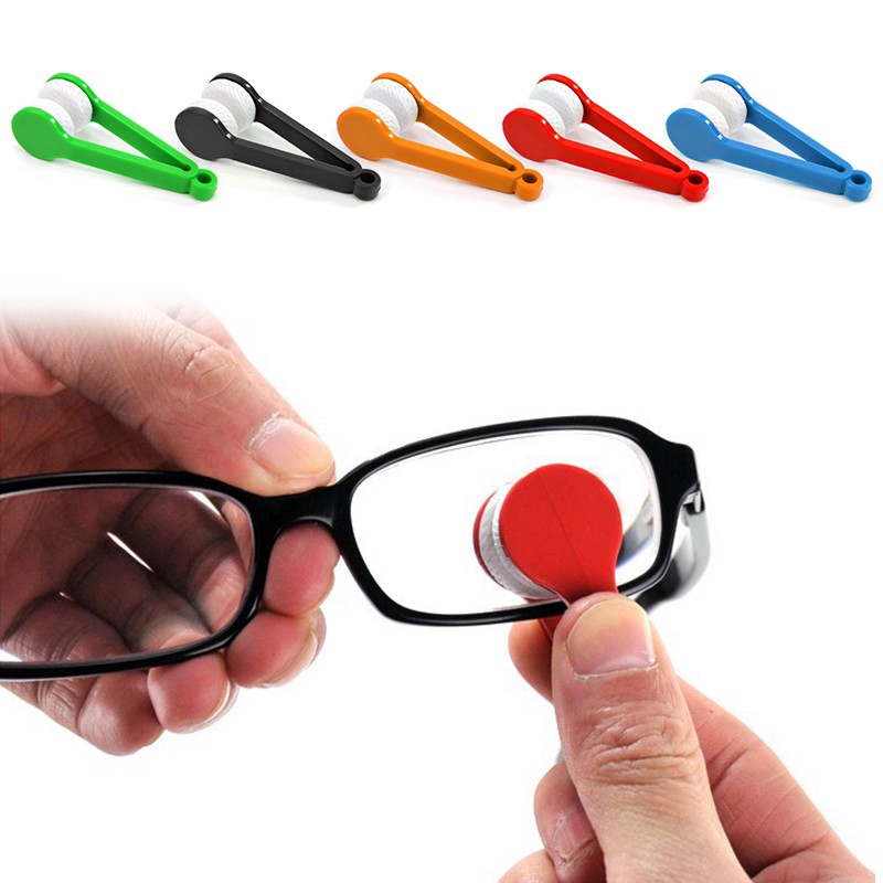Dụng cụ vệ sinh mắt kính mini tiện dụng