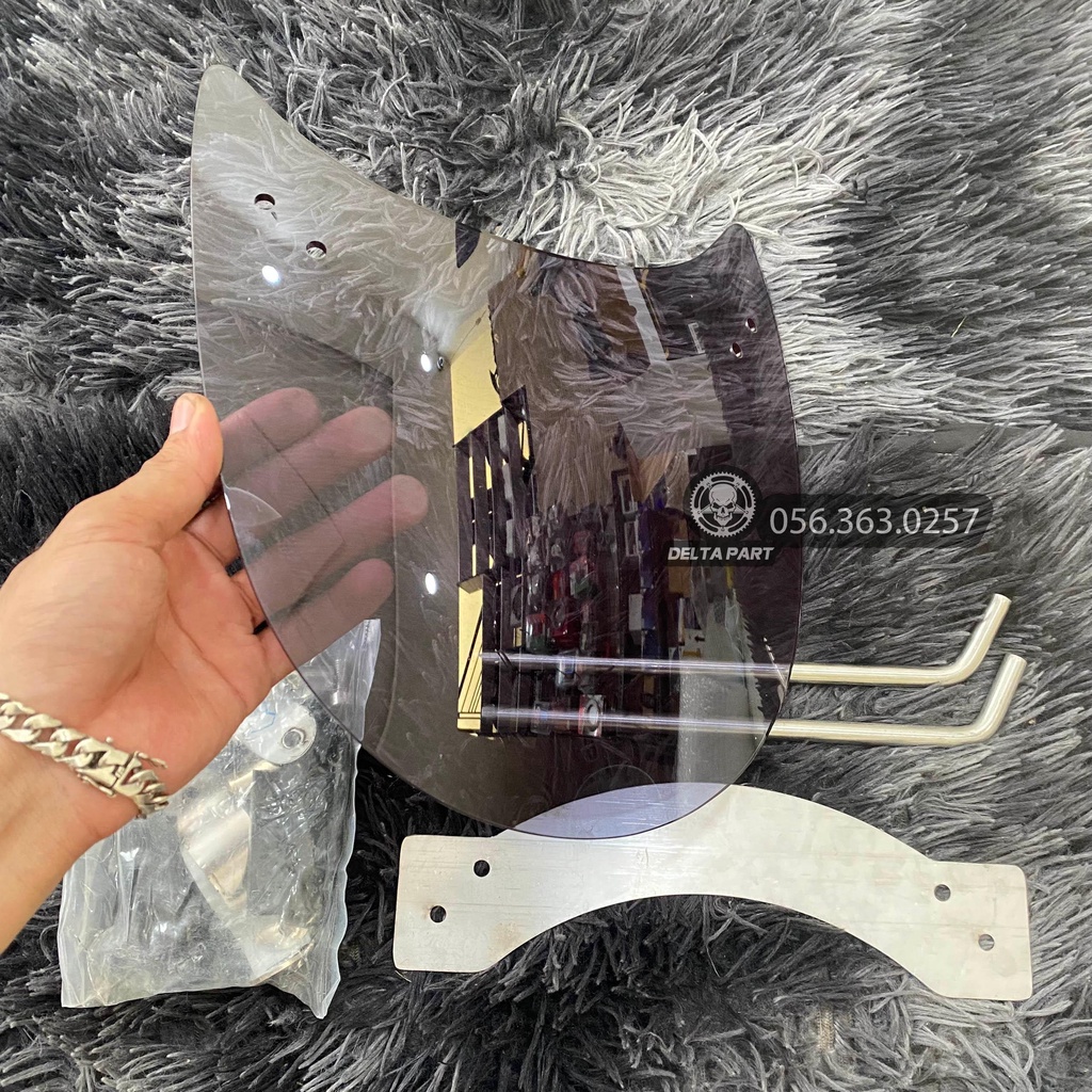 Kiếng Chắn Gió Đa Năng gắn 67 68 69 72 CD CL màu Xám Khói hàng THÁI Kính chắn gió 67