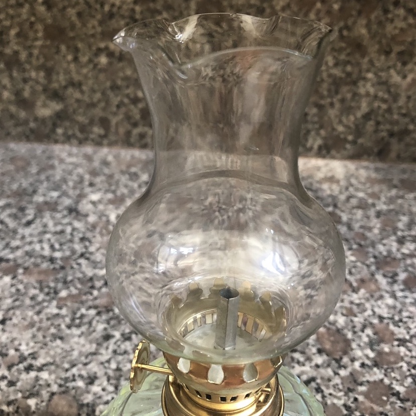 Đèn dầu thủy tinh cổ điển