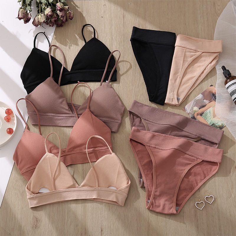 Bộ Áo Ngực Cổ Chữ V Và Quần Lót Không Đường May Không Gọng Gợi Cảm Dành Cho Bạn Nữ (Có Bán Lẻ Áo Ngực) | BigBuy360 - bigbuy360.vn