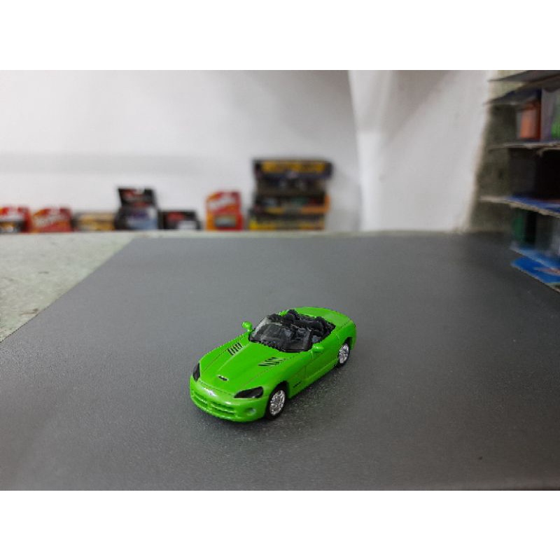 xe Greenlight Dodge Viper màu xanh