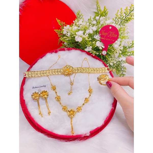 Set bộ trang sức cưới kiểu hoa dát vàng 24 cao cấp mẫu mới về cực đẹp, có tặng kèm hộp nhung đỏ đựng y hình