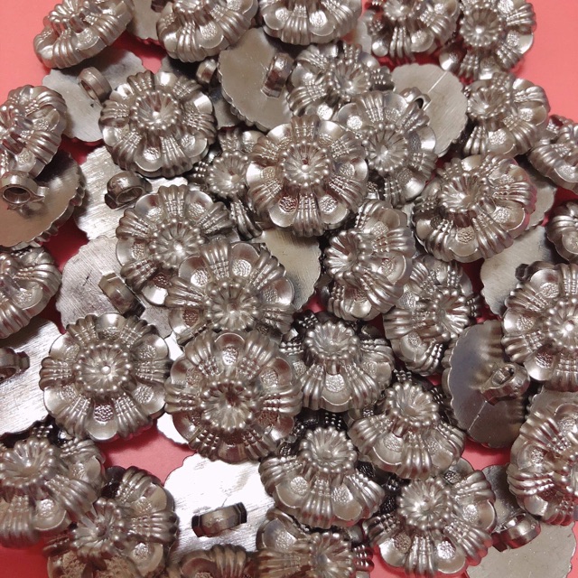 5 Nút áo, cúc áo, khuy áo hoa bạc