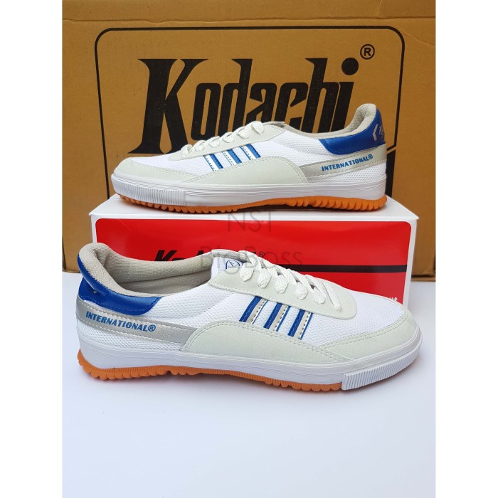 Giày thể thao chơi cầu lông Volley kodachi 8116-39
