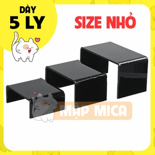 Kệ mica đen chữ u - dày 5 ly