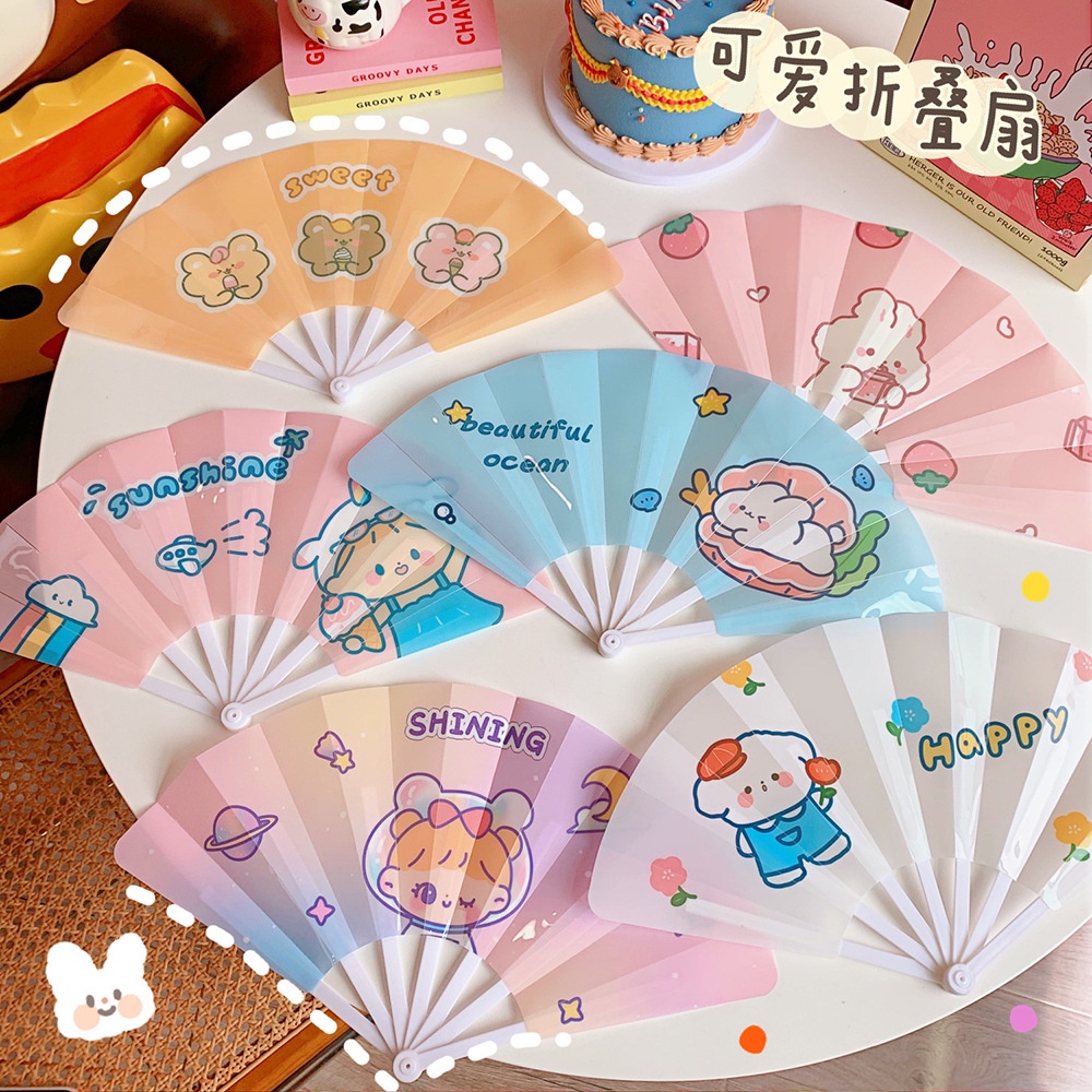 Quạt cầm tay mini thích hợp cho mùa hè