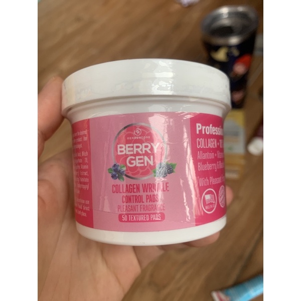 Berry gen Wrinkle Control Pad 50 miếng tẩy tế bảo chết