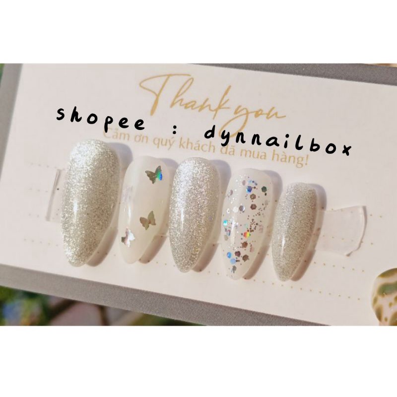 Nail box kim tuyến màu trắng