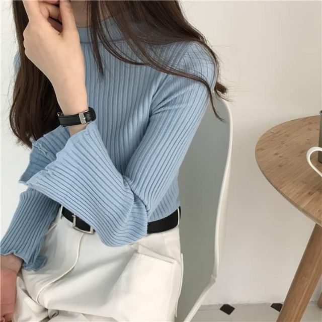 Hàng Sẵn_ Áo len tăm nhỏ tay loe ulzzang | BigBuy360 - bigbuy360.vn