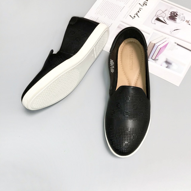 Giày Slip on lỗ hoa da thật hàng VNXK